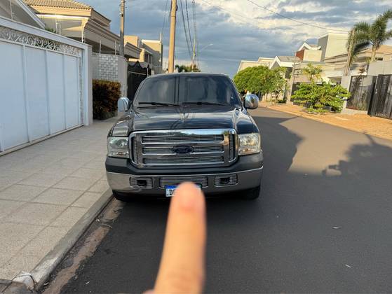 FORD F-250 4.2 XLT 4X2 CD TURBO INTERCOOLER DIESEL 4P MANUAL